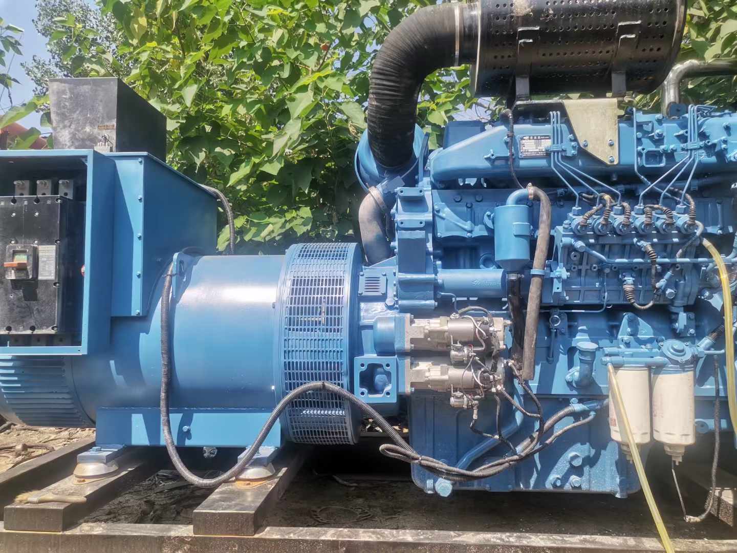靖安详细说明降低 800kW 柴油发电机输出电流波动的方法